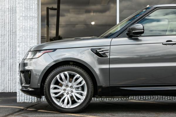 Used 2018 LAND ROVER RANGE ROVER SPO HSE