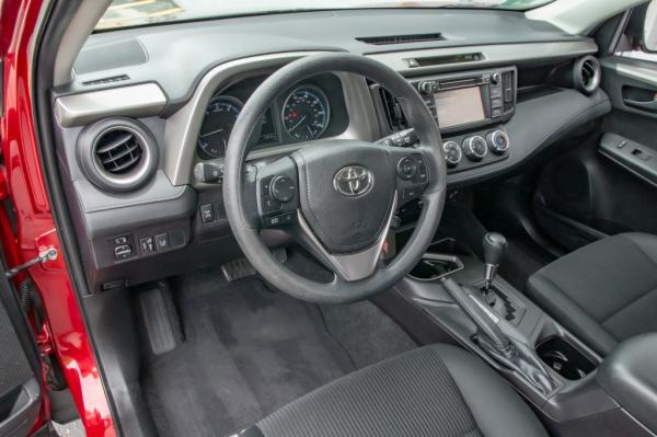 Used 2018 Toyota RAV4 LE LE