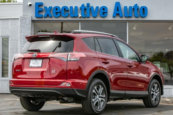 Used 2018 Toyota RAV4 LE LE