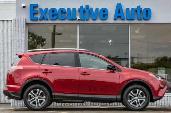 Used 2018 Toyota RAV4 LE LE