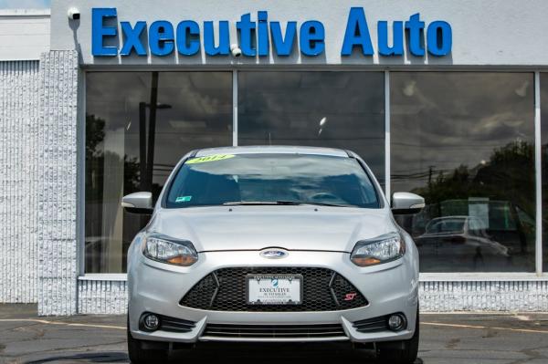 Used 2014 FORD FOCUS ST ST