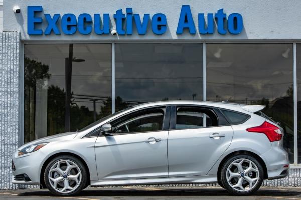 Used 2014 FORD FOCUS ST ST