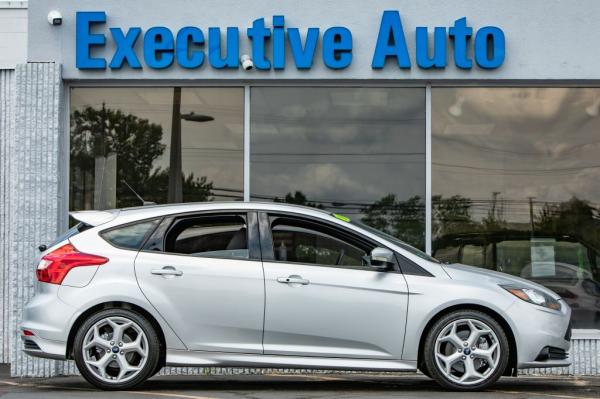 Used 2014 FORD FOCUS ST ST