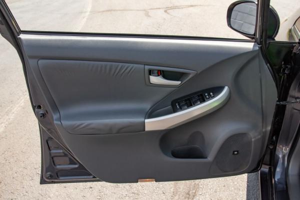 Used 2010 Toyota PRIUS IV