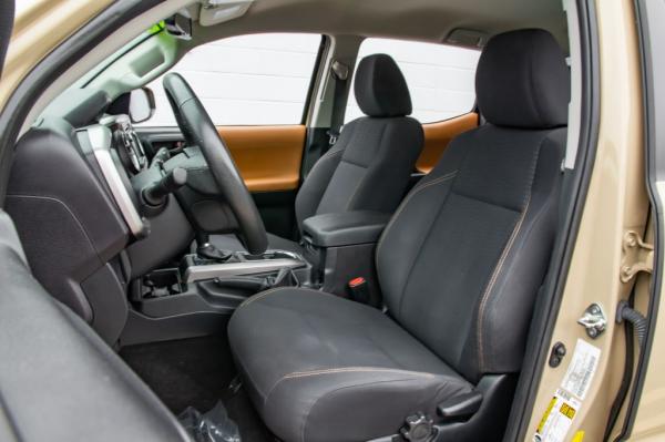 Used 2017 Toyota TACOMA SR5 DOUBLE CAB SR5