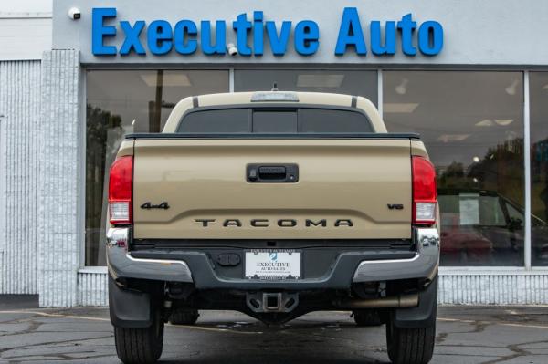 Used 2017 Toyota TACOMA SR5 DOUBLE CAB SR5