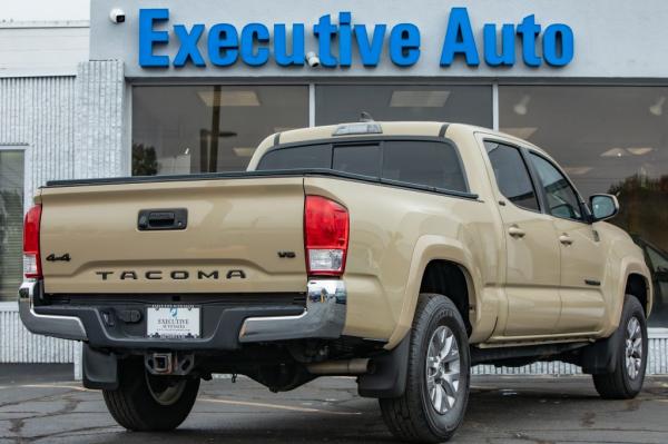 Used 2017 Toyota TACOMA SR5 DOUBLE CAB SR5