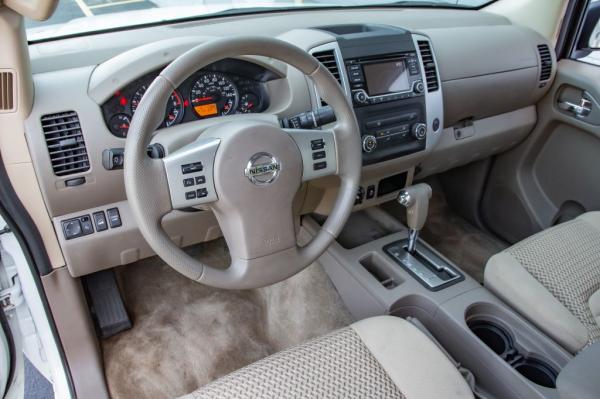 Used 2016 NISSAN FRONTIER SV Extra Cab