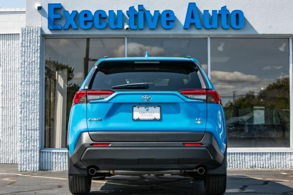 Used 2019 Toyota RAV4 LE LE