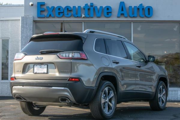 Used 2019 JEEP CHEROKEE LIMITED