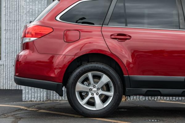 Used 2013 SUBARU OUTBACK 25I LIMITED