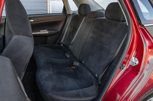 Used 2010 SUBARU IMPREZA 25I