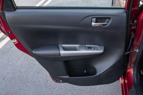 Used 2010 SUBARU IMPREZA 25I