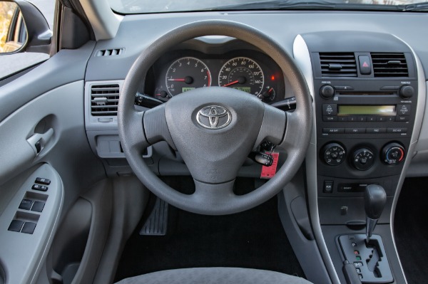 Used 2009 Toyota COROLLA LE BASE