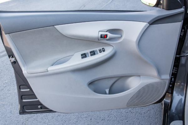 Used 2009 Toyota COROLLA LE BASE