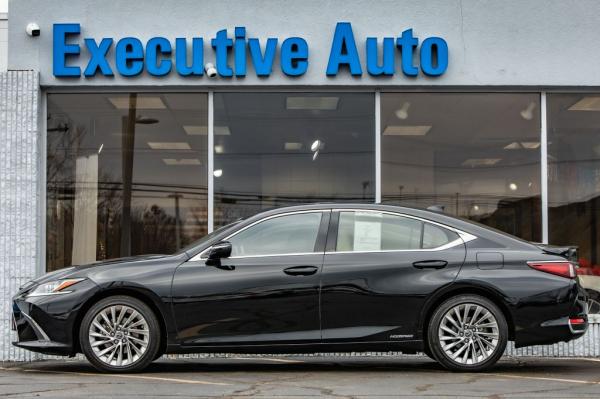 Used 2019 LEXUS ES 300H 300H Luxury