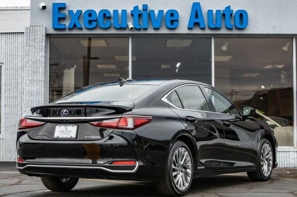 Used 2019 LEXUS ES 300H 300H Luxury
