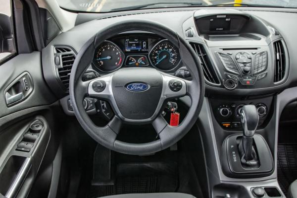 Used 2016 FORD ESCAPE SE SE