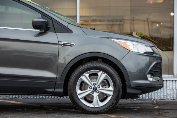 Used 2016 FORD ESCAPE SE SE