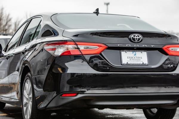 Used 2019 Toyota CAMRY LE LE