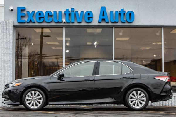 Used 2019 Toyota CAMRY LE LE