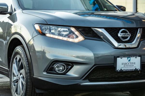 Used 2016 NISSAN ROGUE SL SL