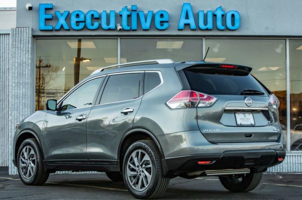 Used 2016 NISSAN ROGUE SL SL