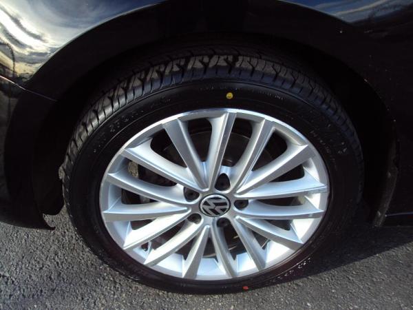 Used 2011 VOLKSWAGEN JETTA SEL SEL