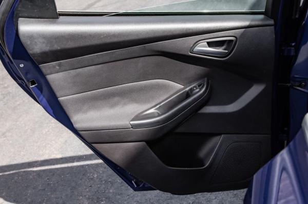 Used 2012 FORD FOCUS SEL SEL
