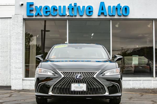 Used 2019 LEXUS ES 300H 300H