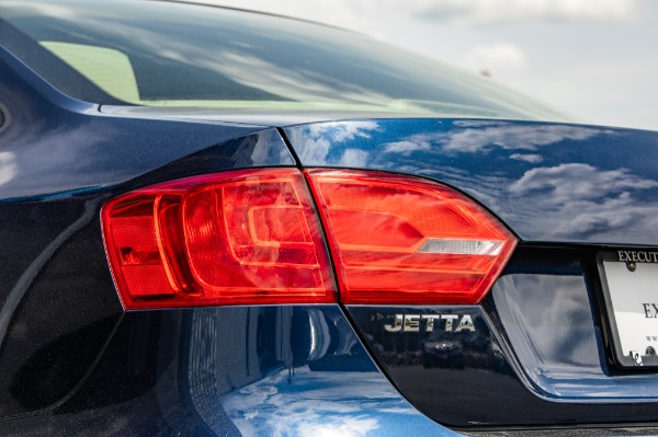 Used 2013 VOLKSWAGEN JETTA SE SE