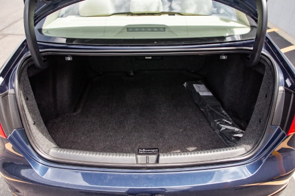 Used 2013 VOLKSWAGEN JETTA SE SE