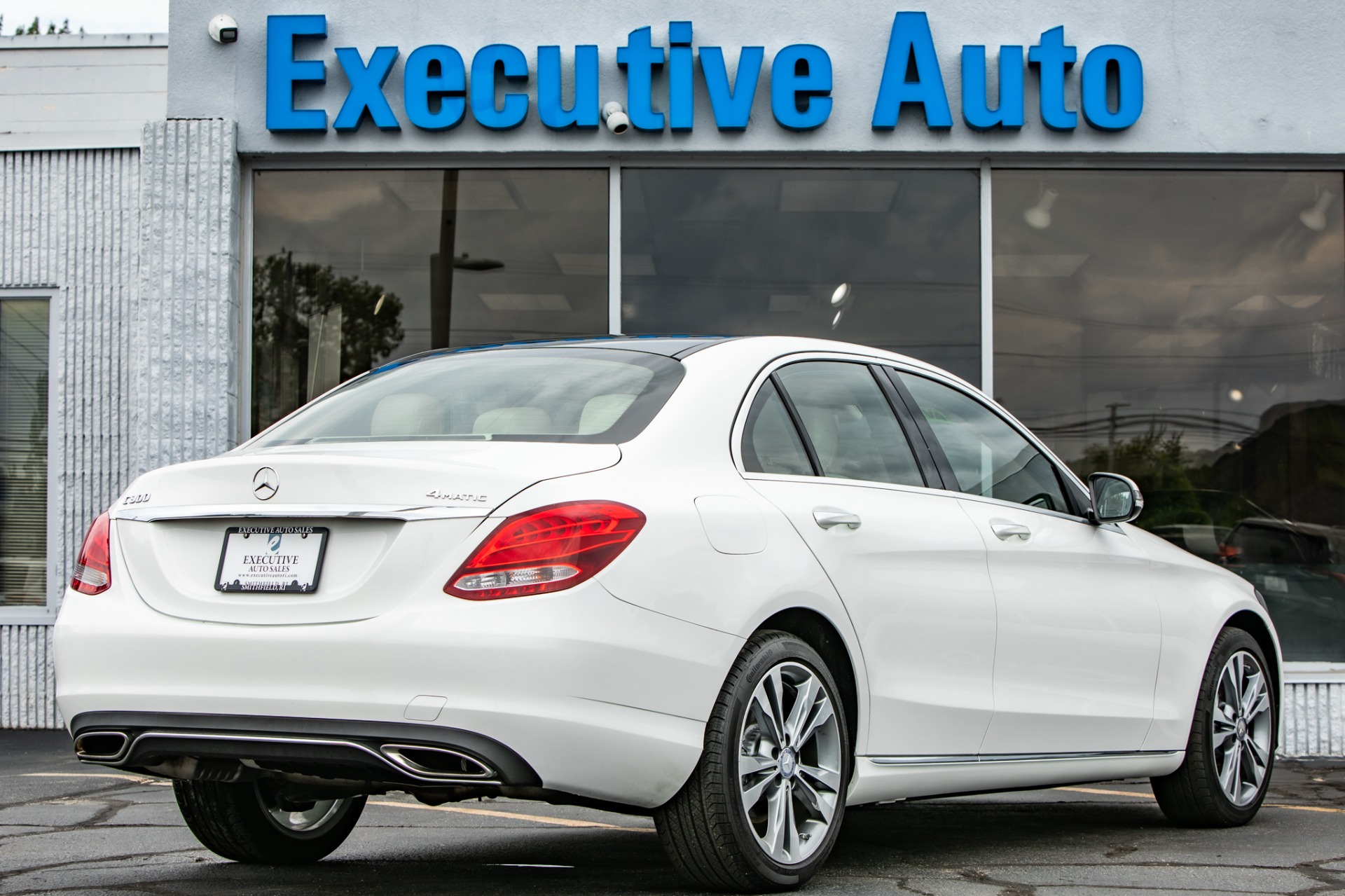Used 2017 MercedesBenz CCLASS C300 4MATIC For Sale (29,495