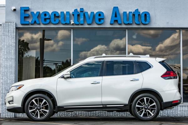 Used 2017 NISSAN ROGUE SL SL