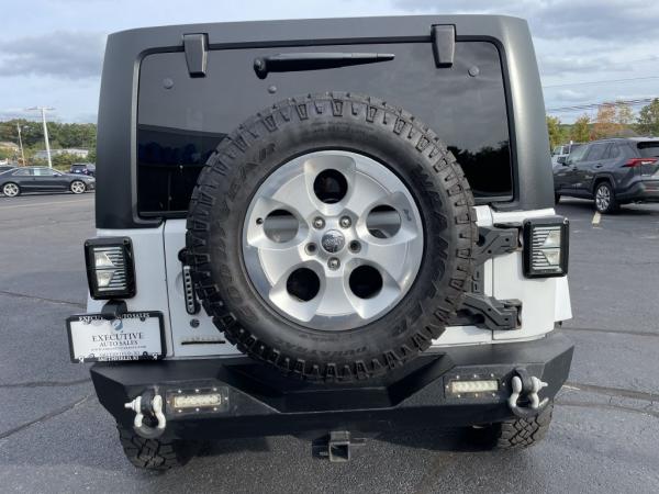 Used 2014 JEEP WRANGLER UNLIMI SAHARA