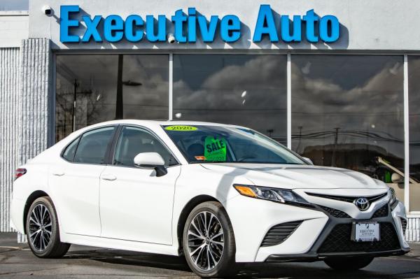 Used 2020 Toyota CAMRY SE SE