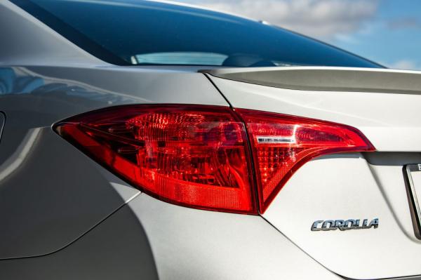 Used 2019 Toyota COROLLA SE SE