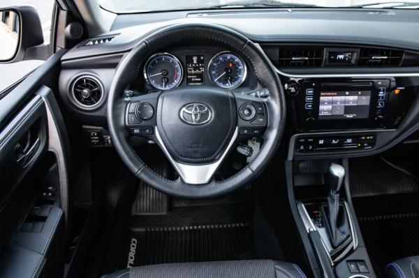 Used 2019 Toyota COROLLA SE SE