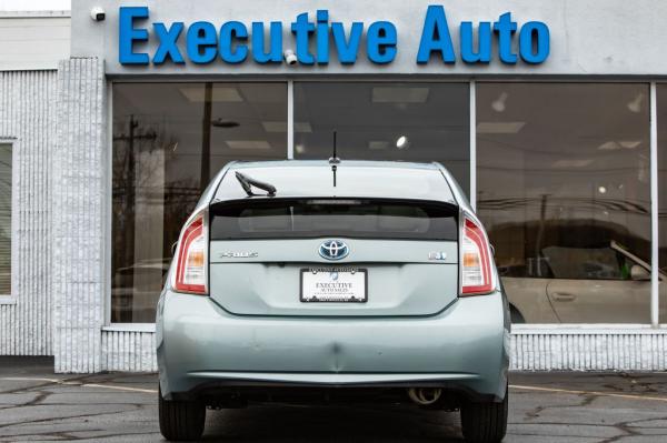 Used 2015 Toyota PRIUS III III