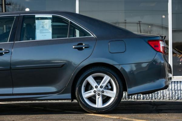 Used 2014 Toyota CAMRY SE SE