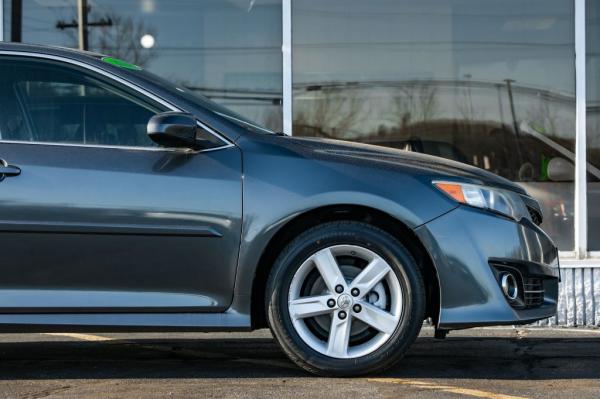 Used 2014 Toyota CAMRY SE SE