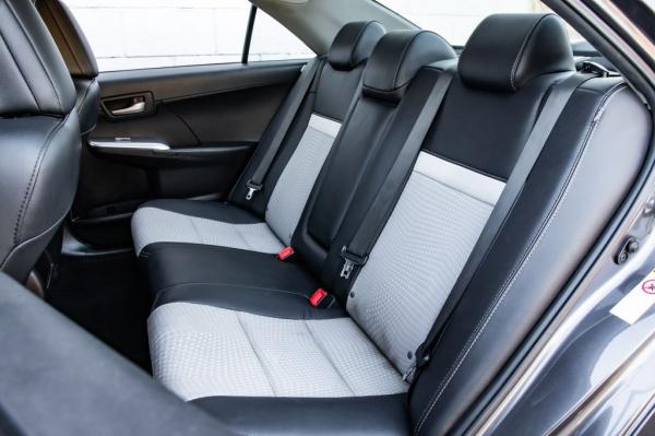 Used 2014 Toyota CAMRY SE SE