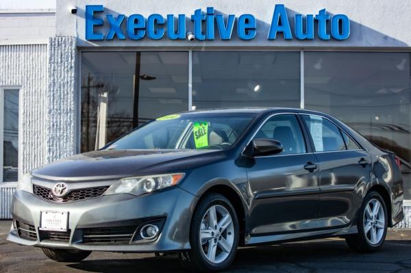 Used 2014 Toyota CAMRY SE SE