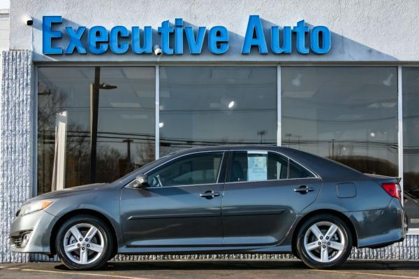 Used 2014 Toyota CAMRY SE SE