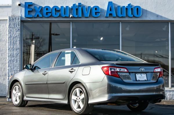 Used 2014 Toyota CAMRY SE SE