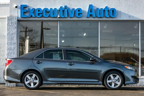 Used 2014 Toyota CAMRY SE SE