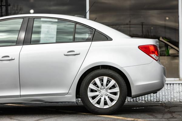 Used 2015 CHEVROLET CRUZE LS