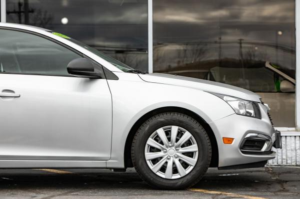 Used 2015 CHEVROLET CRUZE LS