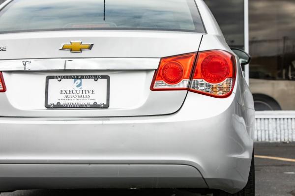 Used 2015 CHEVROLET CRUZE LS