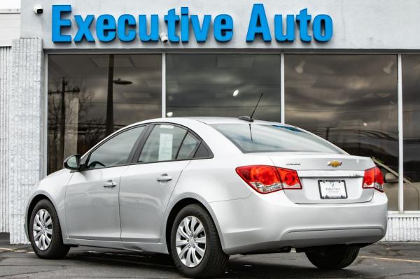 Used 2015 CHEVROLET CRUZE LS